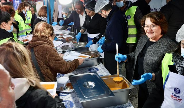 Didim’de iftar sofrası bu kez Akbük’te kuruldu