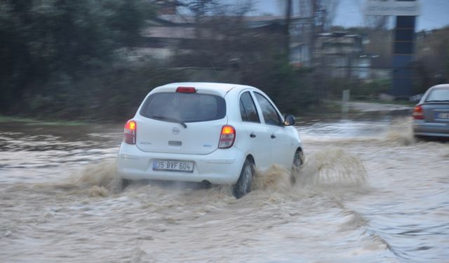 Aydın’ın komşu ilçelerinde yağış etkili oldu