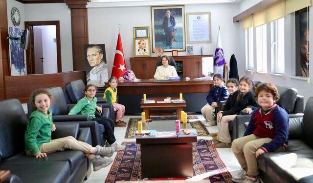 Didim’de öğrencilerden Başkan Gençay’a ziyaret