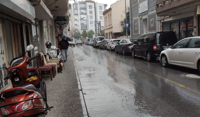 Nazilli'de yağmur başladı