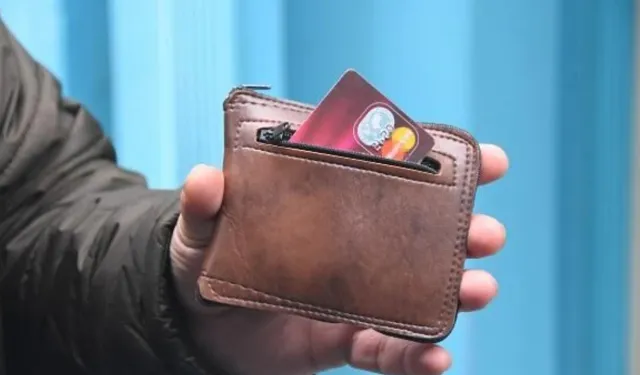 Uzmanlar uyardı: Bunları sakın cüzdanınızda taşımayın!