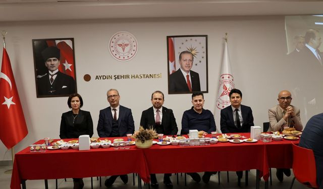 Aydın’da Tıp Bayramı buluşması: Sağlık çalışanlarına birlik ve dayanışma vurgusu