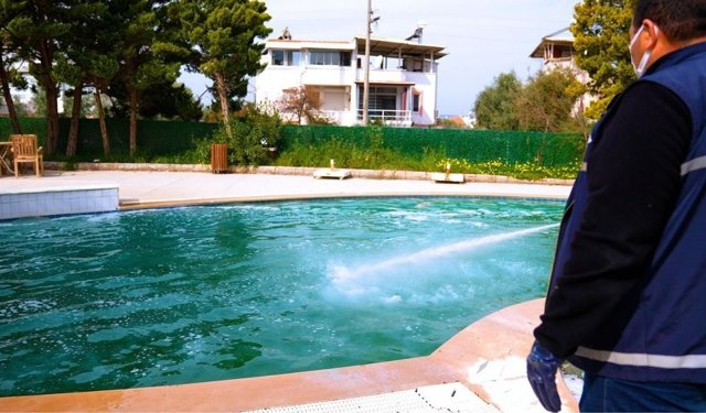 Didim’de sineklerle mücadele aralıksız sürüyor