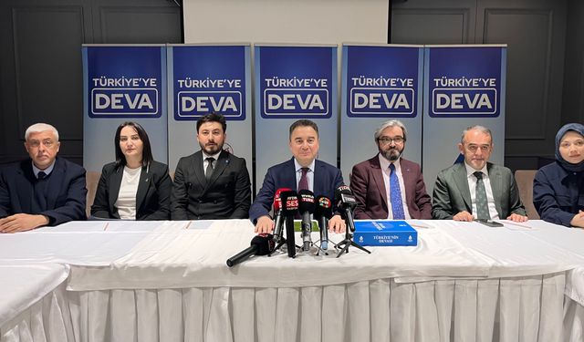 DEVA Partisi lideri Babacan Aydın’da konuştu: “İktidara alternatif parti biziz”