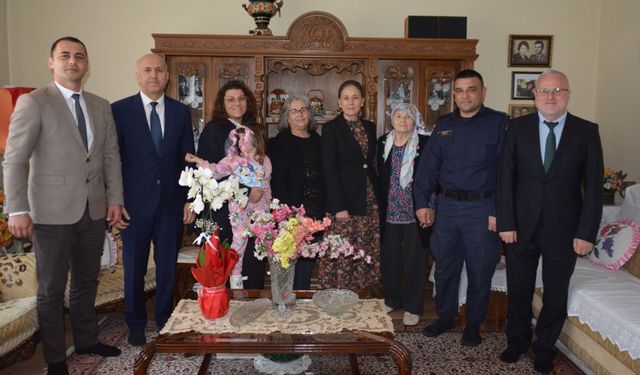 Kaymakam Kan'dan anlamlı ziyaret