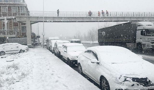 Sibirya üzerinden Türkiye'ye giriş yaptı! O illerde lapa lapa kar yağacak
