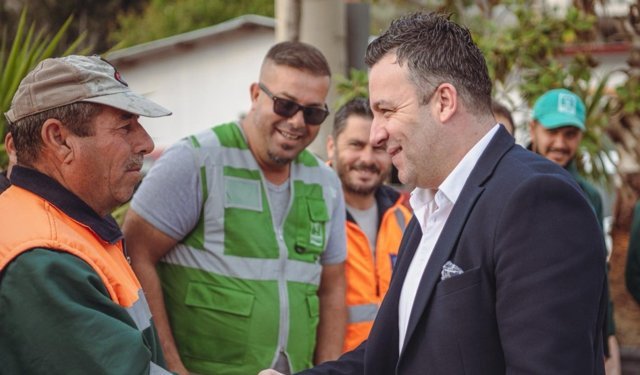 Başkan Vekili Demirtaş’tan personele sabah ziyareti