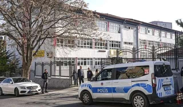 Okullarda yeni dönem! Evinde silah bulunan öğrenciler için tarihi karar alındı