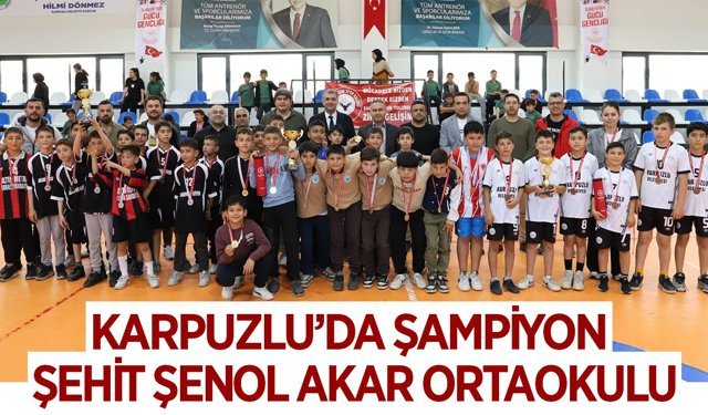Karpuzlu'da şampiyon Şehit Şenol Akar Ortaokulu oldu