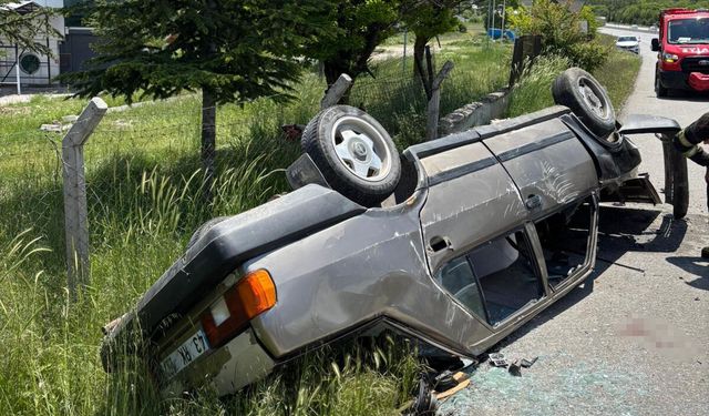 Tır, halk otobüsü ve otomobilin karıştığı kazada 6 kişi yaralandı
