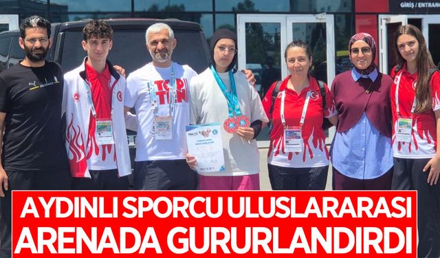 Aydınlı Berrak, Dünya Kupası'nda kürsüye çıktı