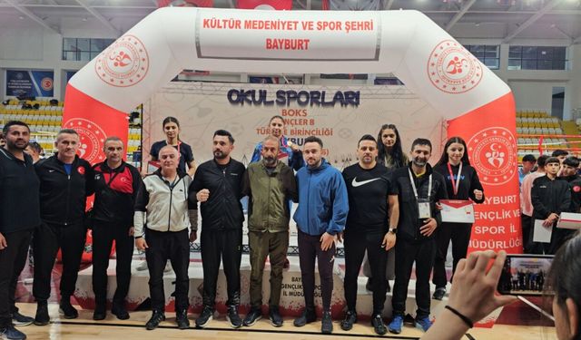 Aydınlı boksörlerden gururlandıran başarı