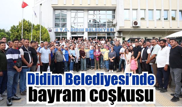 Başkan Gençay personelle bayramlaştı