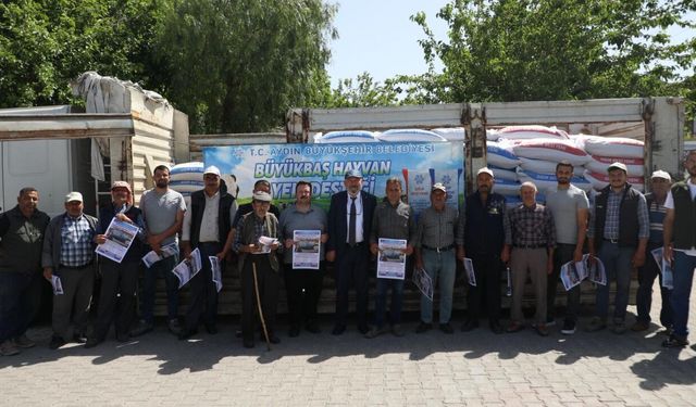Çerçioğlu’ndan Didimli üreticilere yem desteği