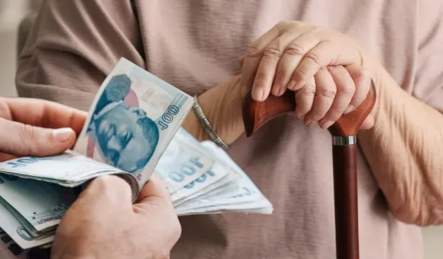 Emeklilere ne kadar ikramiye yatacak? Kurban Bayramı için takvim netleşiyor