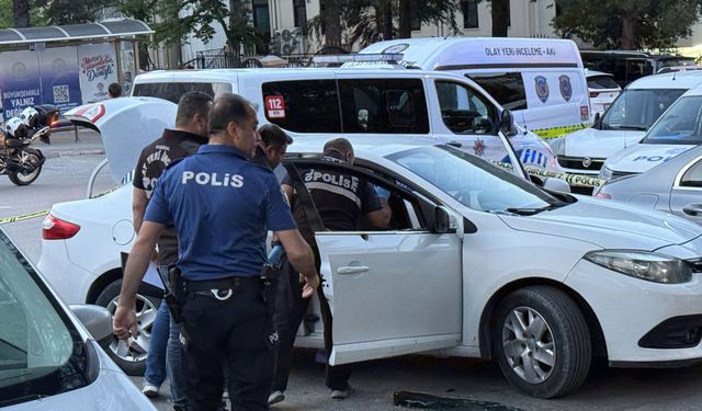Sevgilisinin pompalı tüfekli saldırısına uğrayan kadın hayatını kaybetti
