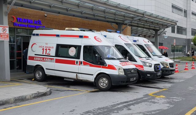 Aile tartışması kanlı bitti: 4 kişi hastanelik oldu