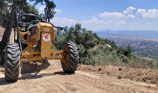 Efeler Belediyesi’nden tarım yollarına bakım