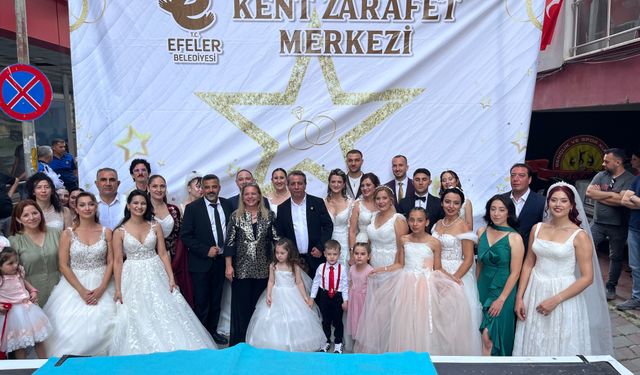 Efeler’den defileli açılış! Evlenecek çiftlere ücretsiz gelinlik ve damatlık desteği
