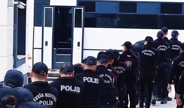 17 ilde dev operasyon: 261 dolandırıcı tutuklandı