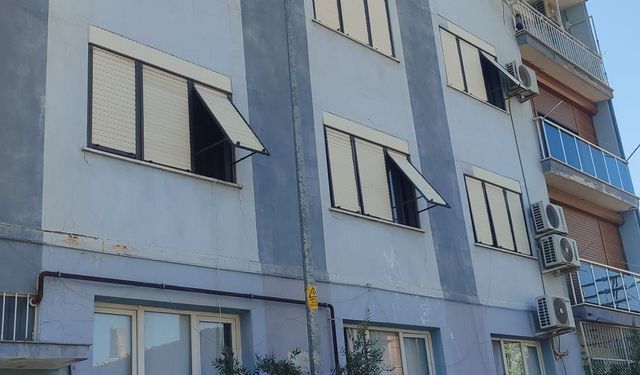 Evde kanlı kavga: Arkadaşını bıçakladı