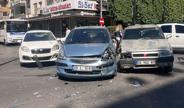 Aydın’da zincirleme kaza! Üç araç birbirine girdi