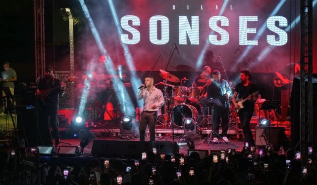 Başkan Çerçioğlu’ndan Aydınlılara müzik dolu gece