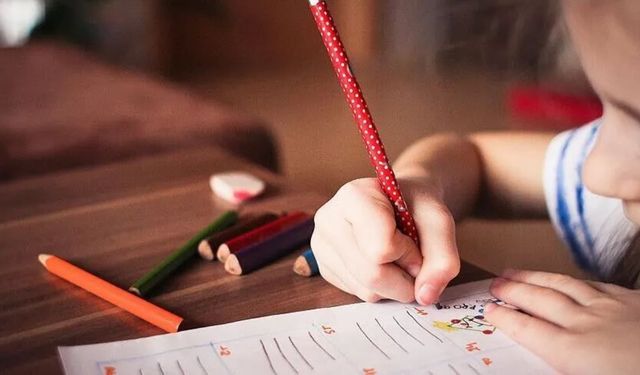 Çocuğu okula başlayacak veliler dikkat! 3 saatlik izin hakkı