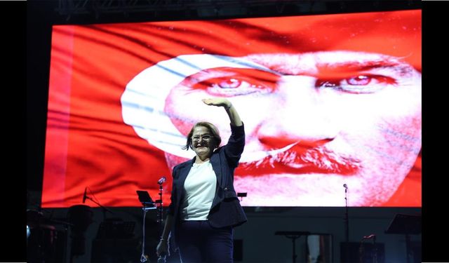 Didim’de 30 Ağustos coşkusu! Binlerce kişi tek yürek oldu