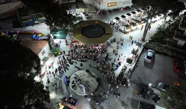 Didim'de geceye bu kutlama damga vurdu! Alkışlar hiç susmadı