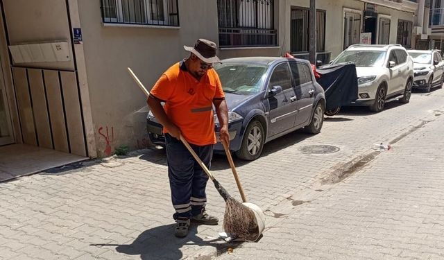 Efeler’in o mahallelerinde hummalı temizlik başladı