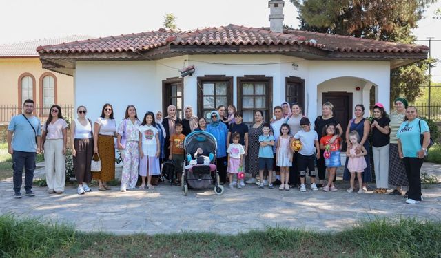 Efeler’in özel öğrencileri bu kez tarihin izini sürdü