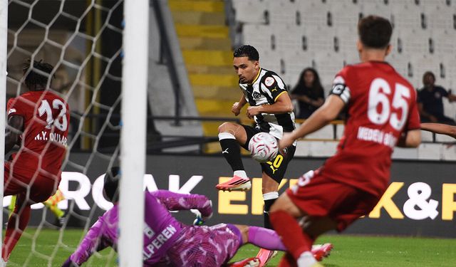 Manisa FK evinde şov yaptı