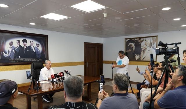 Başkan Tetik kararını gözyaşlarıyla açıkladı