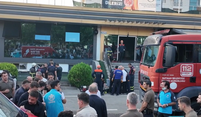 Spor salonundaki yangında vatandaşlar mahsur kaldı: 2 ölü, 10 yaralı