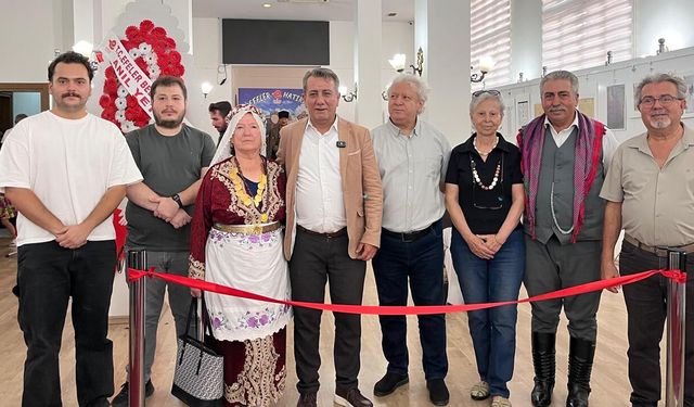 Efeler’de Milli Mücadele’nin izleri sergide buluştu! “Zaferden Kurtuluşa” açıldı