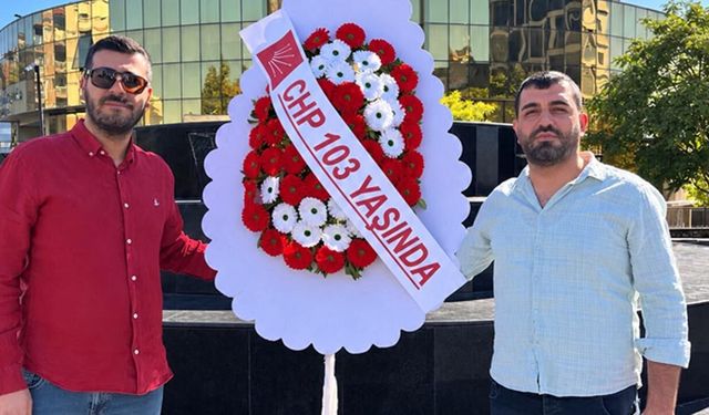 Aydın’da CHP’nin 103. yıl dönümünde beklenmedik dikkat çeken protesto!