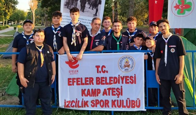 Efeler’in izcileri İzmir’in kurtuluşunda sahaya çıktı