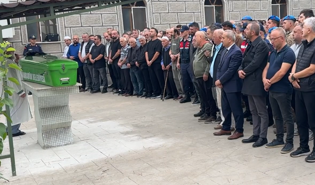 Kazada hayatını kaybeden öğretmen sonsuzluğa uğurlandı