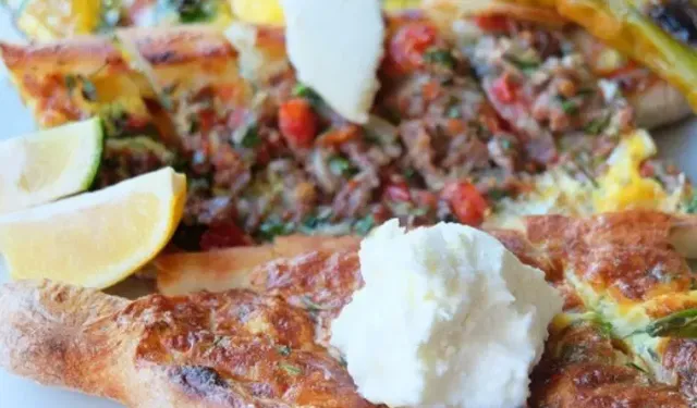 Aydın'da Bozdoğan pidesini yiyen tadına doyamıyor! Manda kaymağı ile yapılıyor