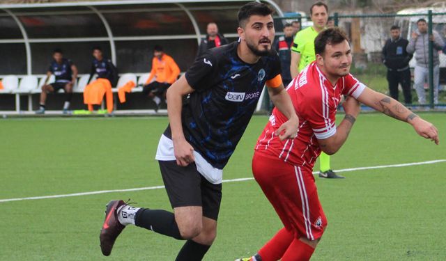 Kardeşköy'den savunmaya şampiyon stoper