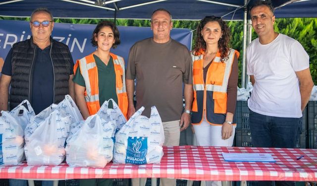 Kuşadası'nda okul çantalarına sağlıklı destek