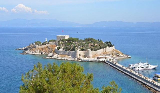 Kuşadası’nın tarihi rotası doldu taştı
