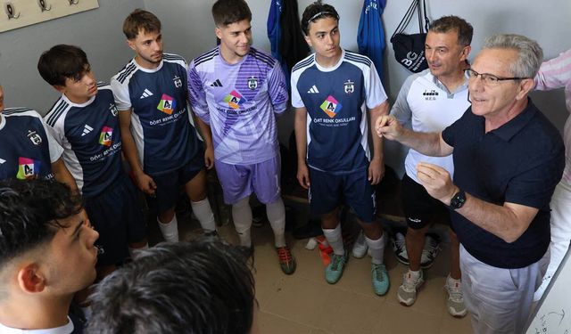 Başkan Tetik, Pınarbaşısporlu genç futbolcuların heyecanına ortak oldu