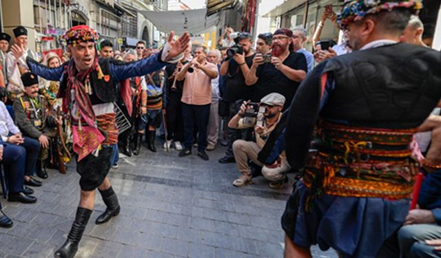 Efeler’de Aydın’ın yöresel oyunları ücretsiz öğretilecek