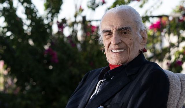 Alpay Nazikioğlu kimdir, neden öldü? Alpay kaç yaşındaydı, hangi şarkıları söyledi? Ölüm sebebi açıklandı mı?