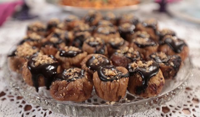 Aydın'ın unutulan tatlısı: Ne un var ne de şeker! Sadece iki malzemeyle yapılıyor