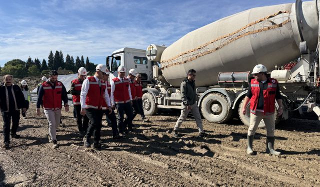 Başsavcı Arısoy adliye şantiyesinde incelemede bulundu