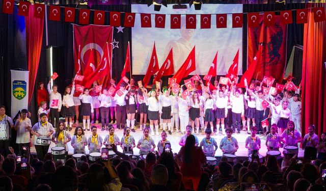Başak Koleji öğrencilerinden unutulmaz gösteri