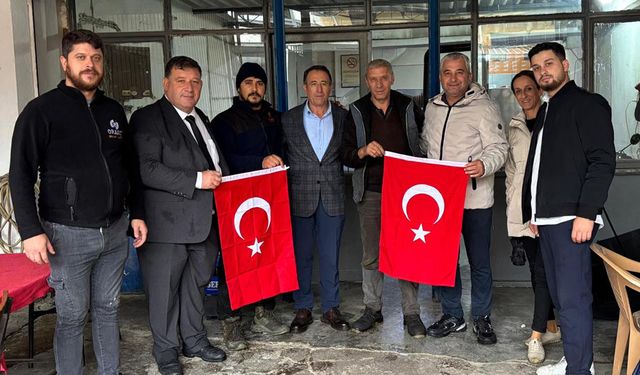 Koçarlı'da Cumhuriyet’in 103. yılında esnafa anlamlı armağan